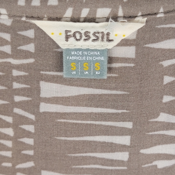 Fossil Taupe and Cream Longsleeve Pintuck Button Down V-neck Dress, EUC, szS - Picture 5 of 6